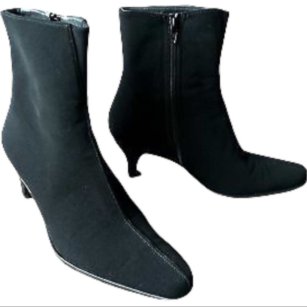 Stuart Weitzman Sleek Classic Microfiber Stretch … - image 6